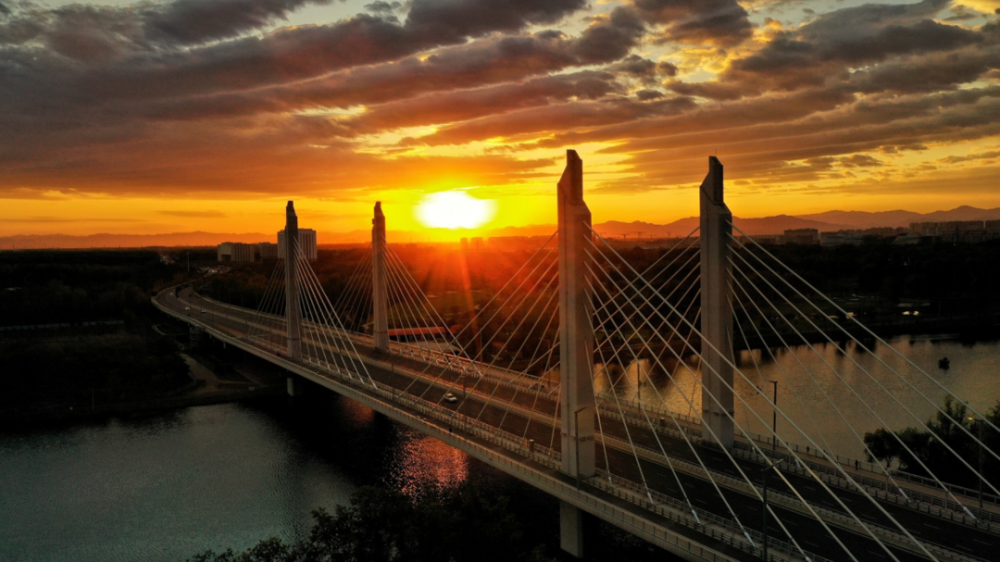 寻找顺义最美颜色作品赏析丨夕阳下的顺义～_腾讯新闻