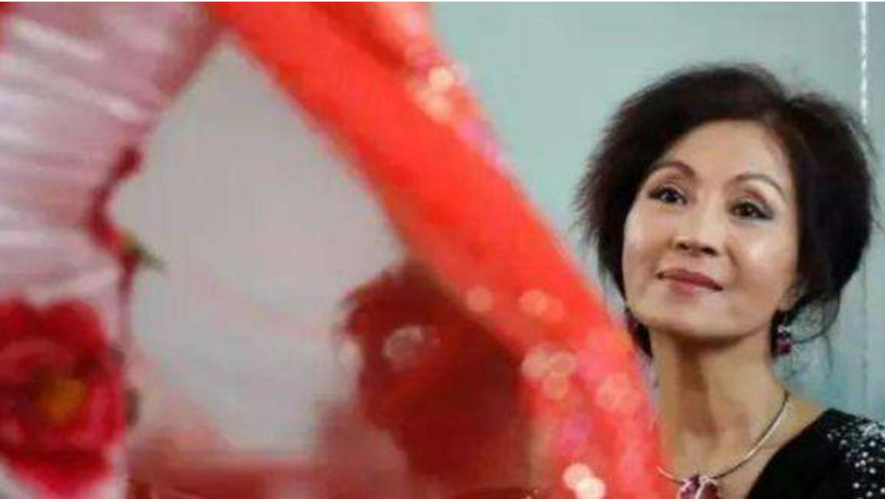 不老女神樊丽君为美貌36年不吃晚饭5年抗癌共经历31次放化疗