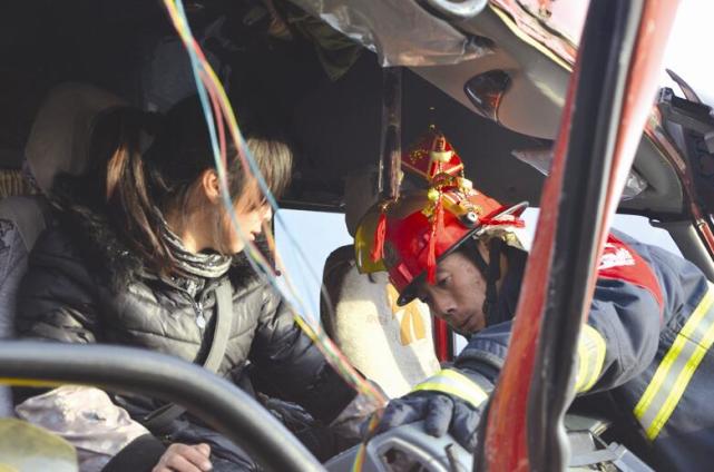 刘本成:橙衣映本色 担当成英模