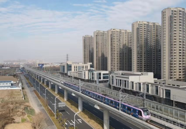 高清航拍南京句容手牵手宁句城际正式通车