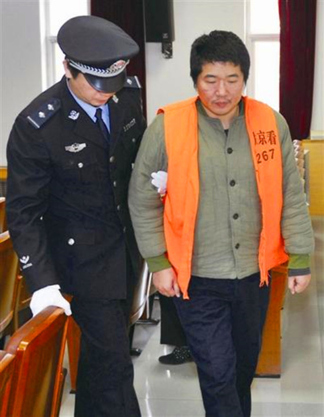中俄列车遭洗劫奸辱数天中央高层下令跨国追捕18年后主犯落网