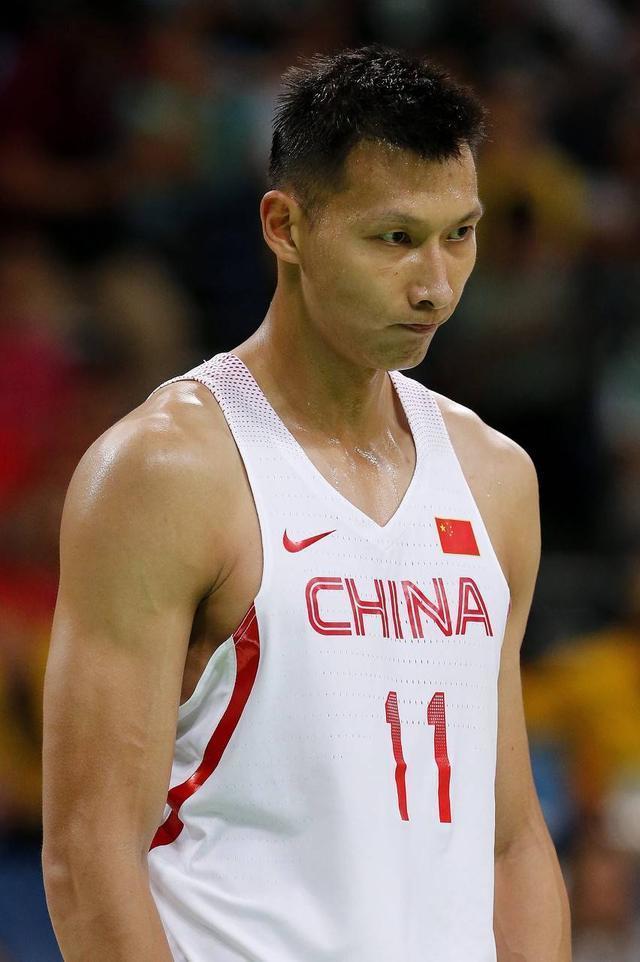 奥运会 CBA现役50大球星第1位：易建联