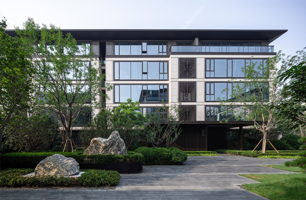 中建二局融创天璟园中原壹号院项目获得詹天佑奖优秀住宅小区金奖