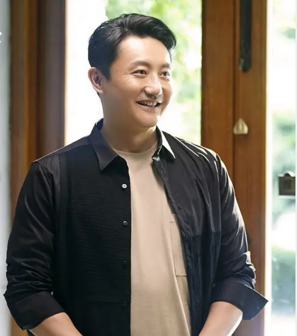 李海潮是一个真正意义上的好父亲,他眼里心里装的全都是孩子,一个人既