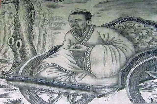 孙膑被庞涓残忍割下膝盖后,从此和轮椅打了半辈子交道,别说走路了,连