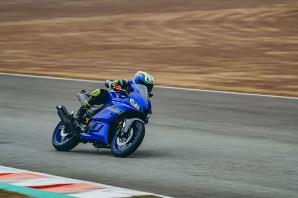 车评特辑雅马哈yzfr3珠海赛道体验一款车让你从入门到精通