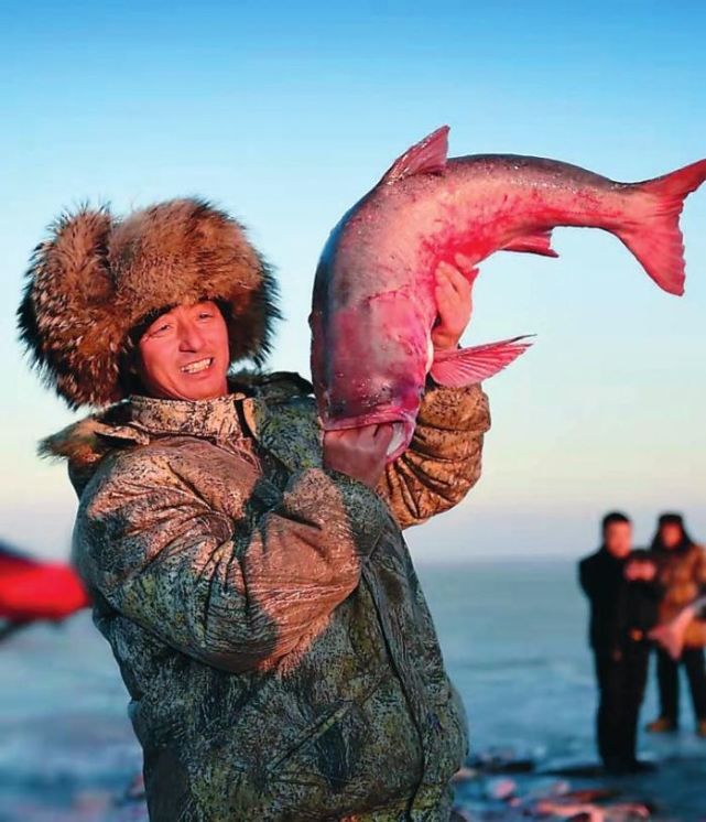 品渔猎文化赏冬捕奇观