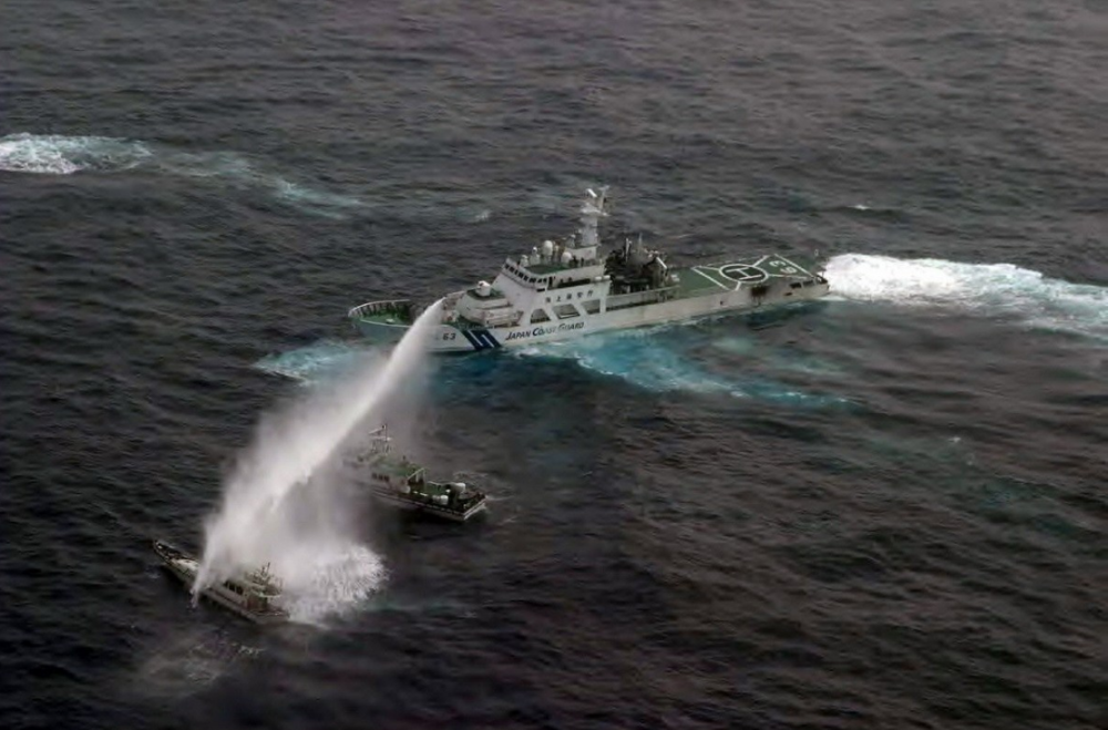 敢动钓鱼岛日本悍然越过中国红线允许自卫队对中国军舰开火