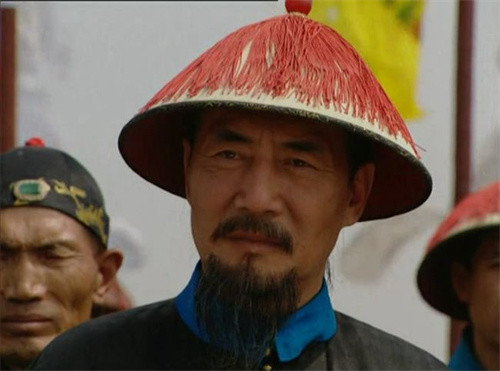 三朝重臣张廷玉被乾隆抄家抄来的东西为何乾隆又全还回去了