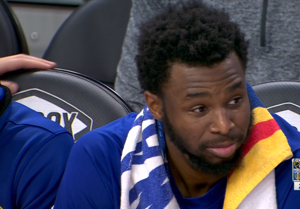 不生气的维金斯生涯仅有4次技术犯规这是一个从不向裁判抱怨的球员