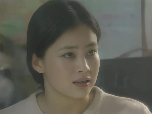 第一代"岩女郎",与蒋雯丽争视后,被封杀后退圈的常远去哪了?