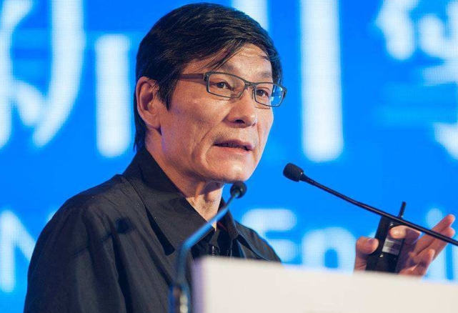 国内的金融专家朱云来认为,房价下跌27%才是合理的水平,全国平均房价