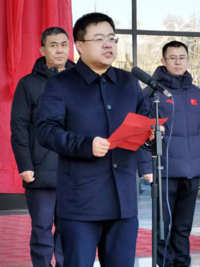 航空服务手与手传递呼和浩特机场首家跨省城市候机楼山西右玉开通运营