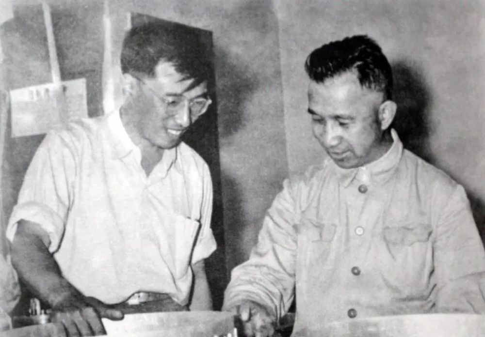 缅怀杨南生与党同龄奉献一生