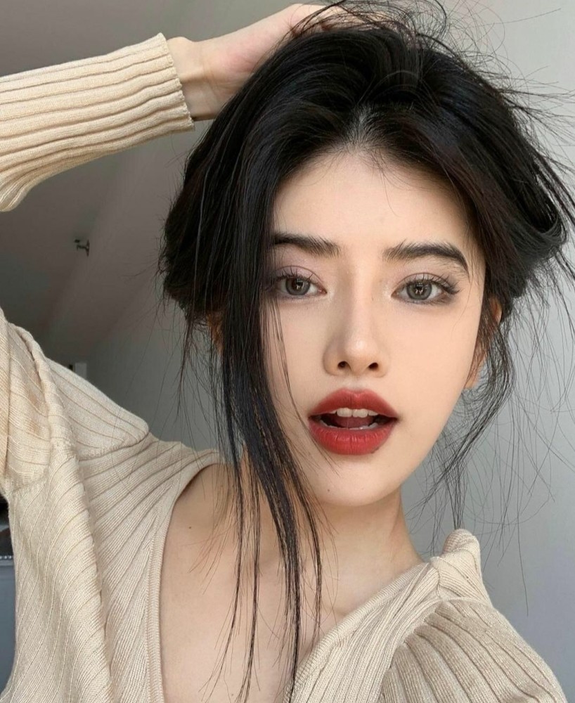 浓眉大眼可盐可甜