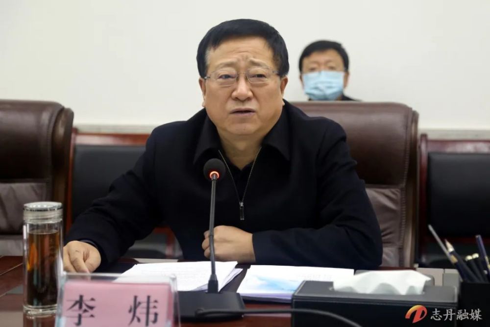 当前全省疫情仍然处在快速变化阶段,我县与延安,西安人员往来较多,加