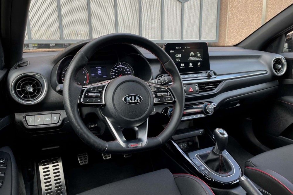 2021年起亚福瑞迪forte5gt评测并非小钢炮的掀背车