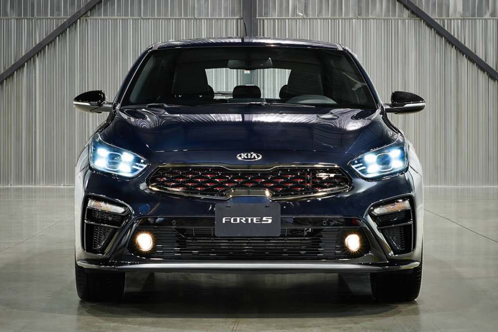 2021年起亚福瑞迪forte5gt评测并非小钢炮的掀背车