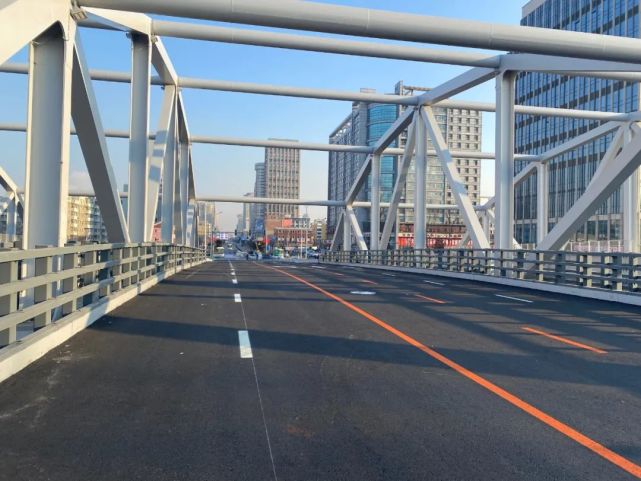 长春市西安桥改造工程提前15天简易通车