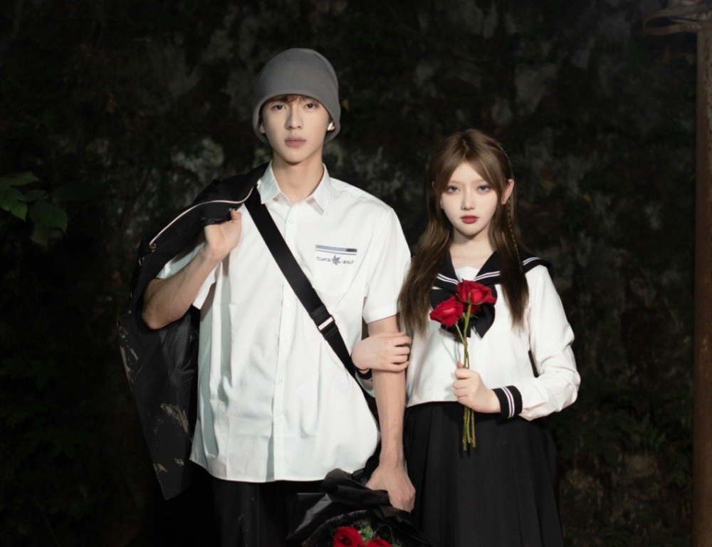 终于,作为男生的崎尤率先主动表态,决定趁着这次跨年的机会向yuki雪雪