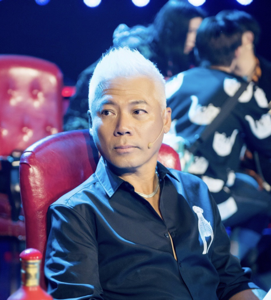 58岁巫启贤自曝两年未见母亲,被航空公司拒绝登机,无法回新加坡_腾讯
