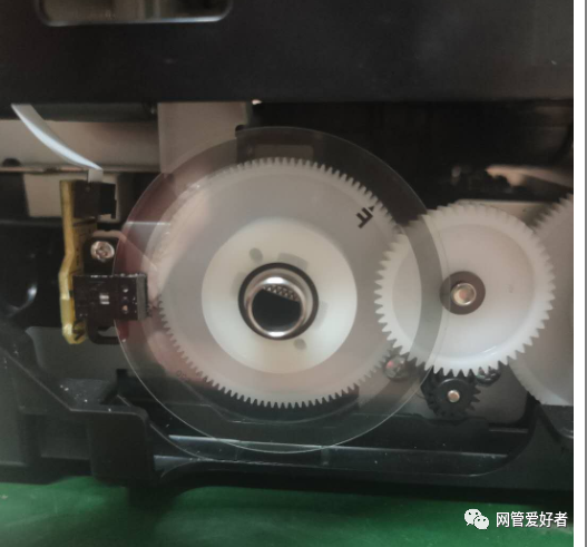 佳能g2810喷墨打印机打印有一行模糊的是什么原因 - 佳能mg3080复印不