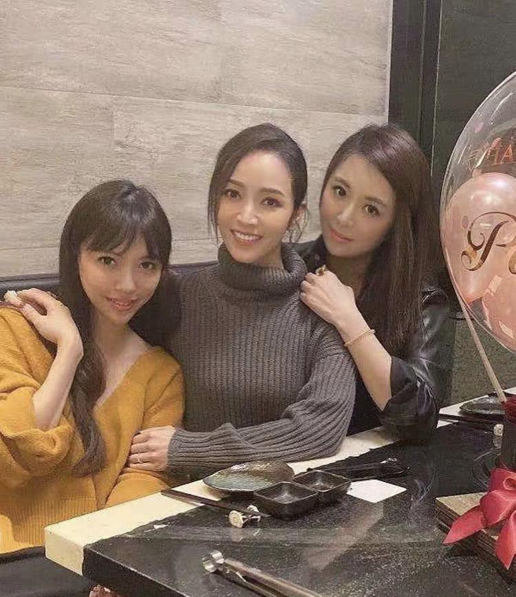 李靓蕾妈妈李瑶敏女儿成鉴渣达人她的情史才更劲爆