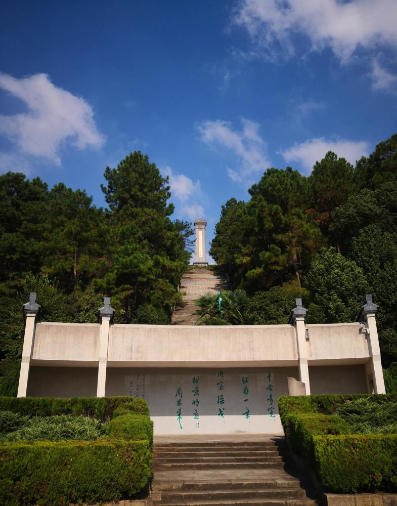 叛徒刘厚总杀害项英后投敌新四军军部参谋刘奎用反间计将其铲除