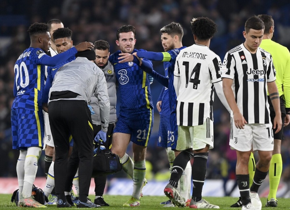 奇尔维尔右膝盖需手术治疗十字韧带切尔西车仔左轮备胎少一个