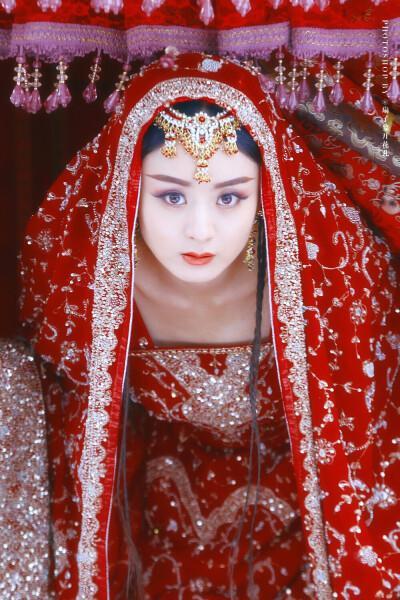 《蜀山战纪》之后,赵丽颖再演"魔女",林更新,肖战谁是男主?