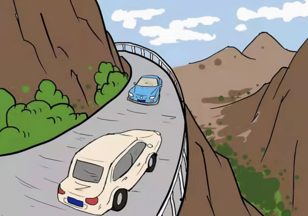 车辆坡道行车的使用技巧