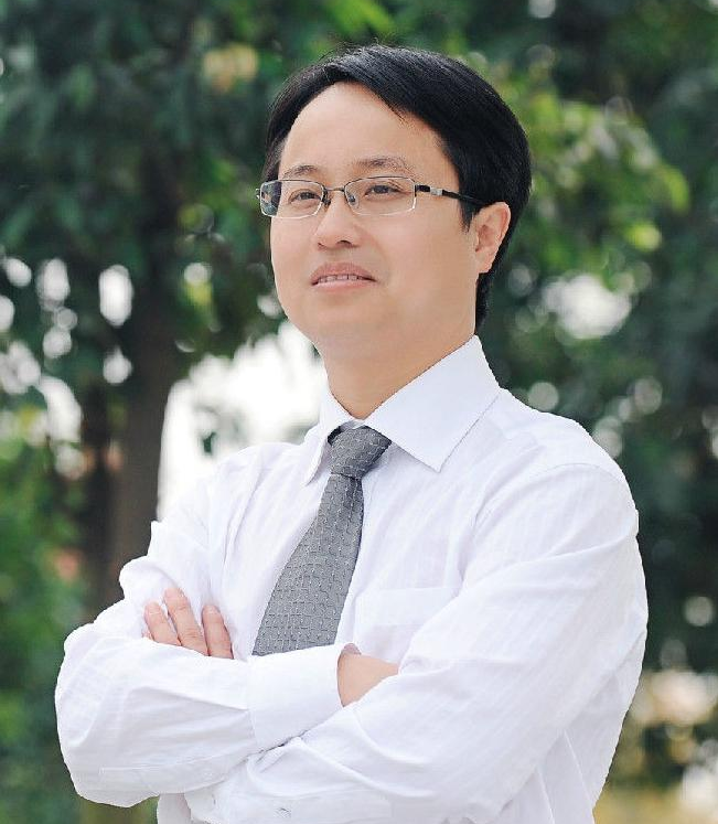 40岁留美博士王庆根9年前因抑郁症自杀留下妻子和两个孩子