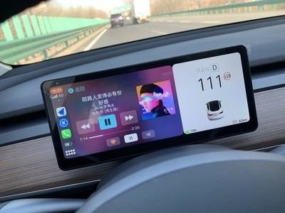 不喜歡特斯拉的導航,通過這個carplay,可以用高德,百度,騰訊多種地圖