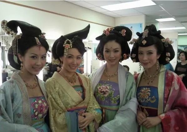 例如有《溏心风暴》,《4inlove》,《宫心计》,《公主驾到》,《金枝欲