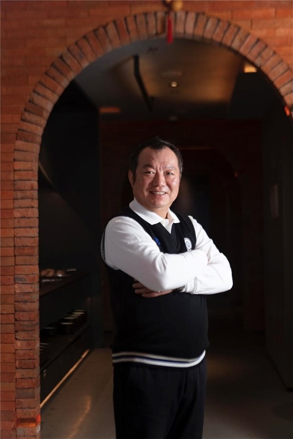 【恒见】呷哺集团董事长贺光启:最强的企业才会脱颖而出_腾讯新闻
