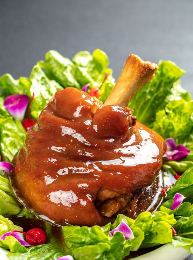 你都喜欢吃哪些特色菜