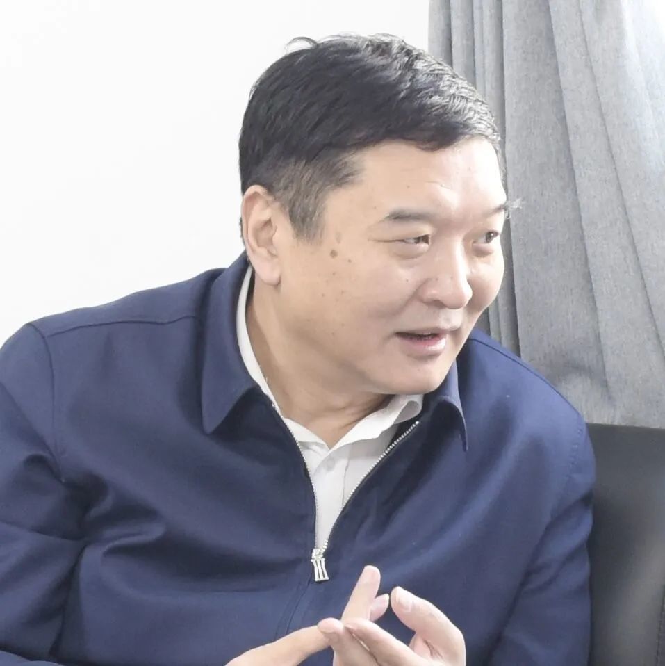 省检察院党组成员副检察长雷爱民赴荆走访全国省人大代表