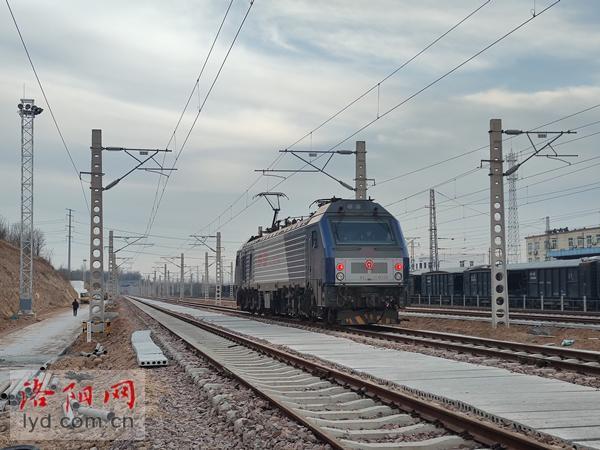 中储洛阳物流有限公司铁路专用线位于孟津区中储洛阳综合物流产业园内