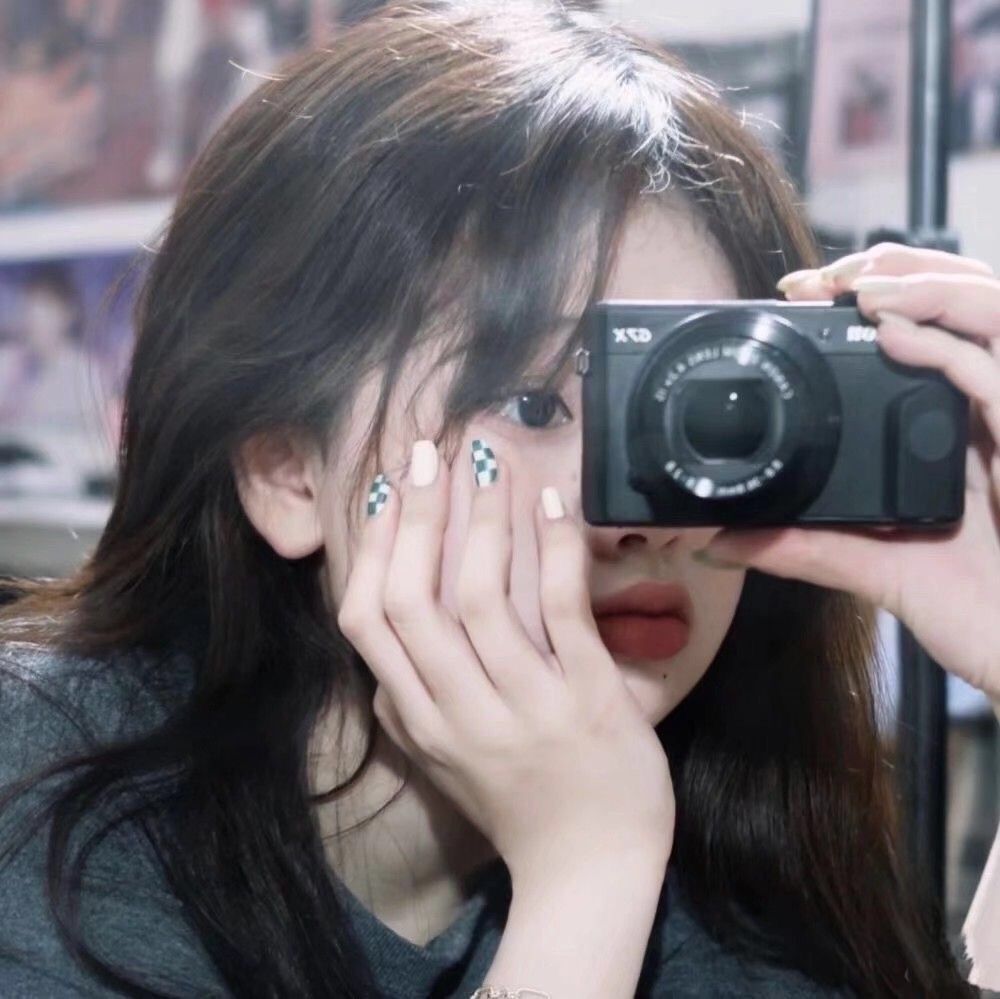 优质精选小众温柔ins风女生头像13