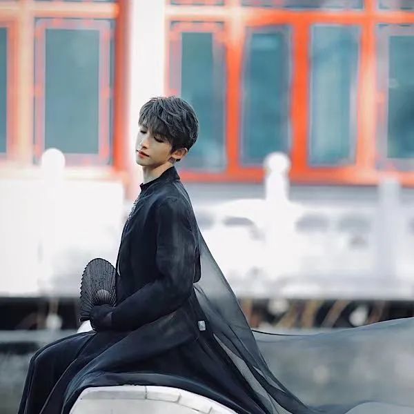 国风男孩刘宇头像