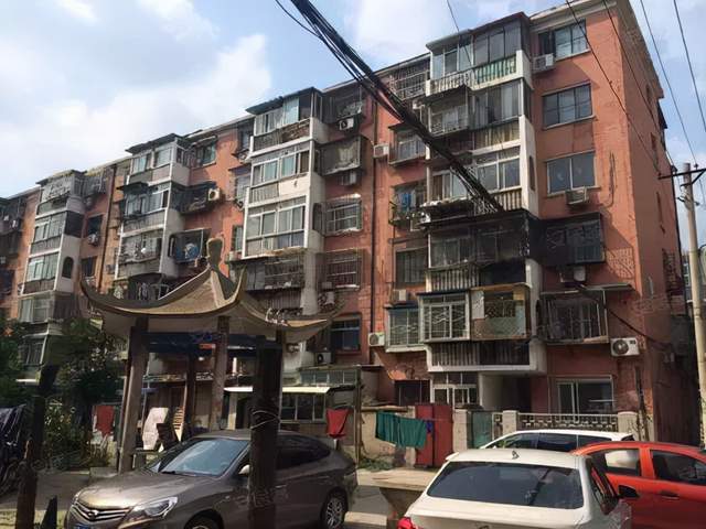 架空线入地工程总预算:8478万元预计工期:360日历天南磨房乡改造小区