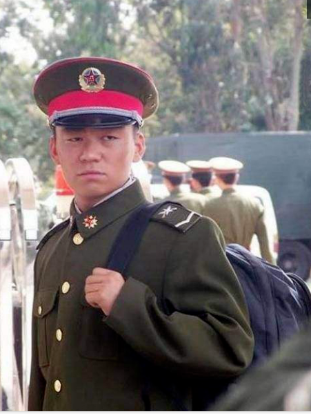 我军军装发展(三)|大檐帽|军衔|夏常服|军服