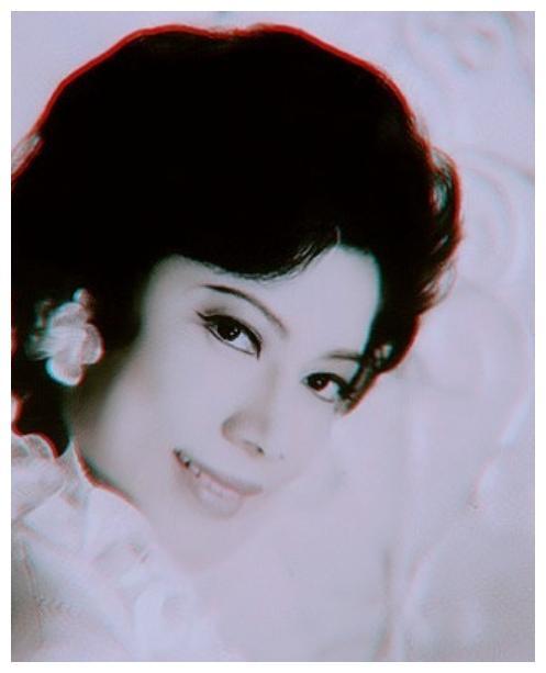 出行坐地铁向武汉捐100万86岁罗兰的敬业打脸多少流量明星