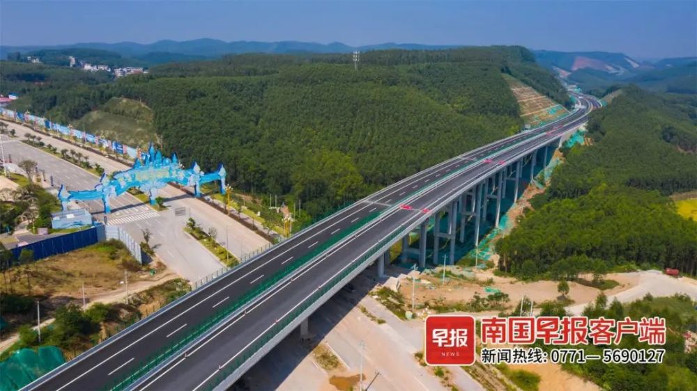 南宁第二条绕城高速建成通车_腾讯新闻
