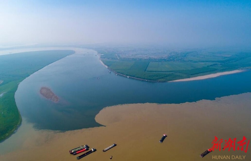 城陵矶眺望三江口