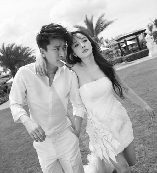 李小璐懒理新恋情传闻晒照回顾2021母女拍故宫写真温情满满