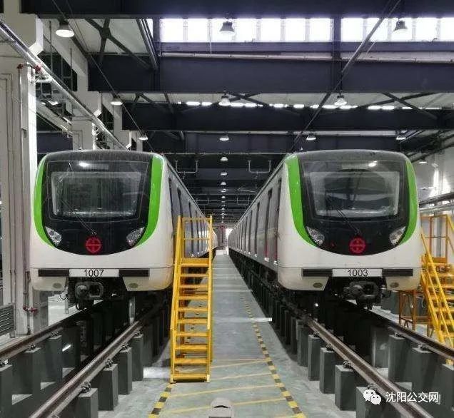沈阳地铁4号线列车亮相了