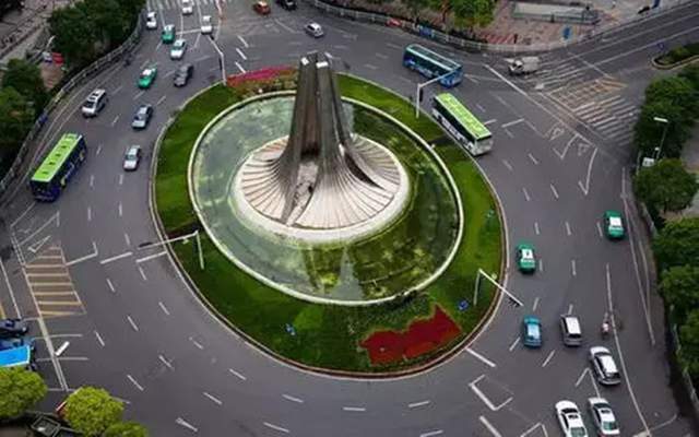 进出环岛该怎么打转向灯很多新手都做错了