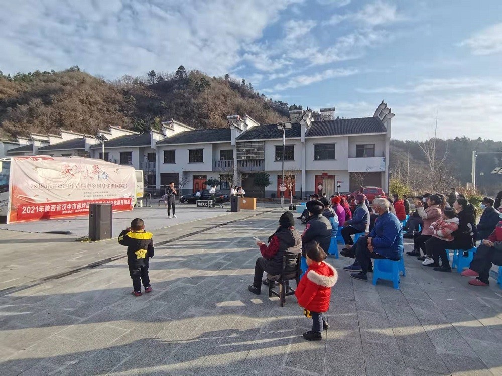 佛坪县石墩河镇筑牢党风廉政建设防火墙