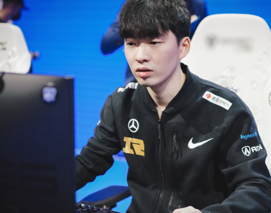 继uzi后rng队员又遇cryin这次他不装了直接发乌龟表情怼回去